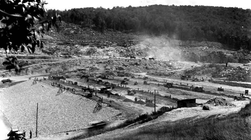 Wrightsville Dam under construction, 1934