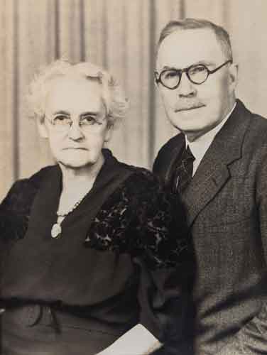 Tom's paternal grandparents, Earle Russell Davis and Lois Salome Hillery